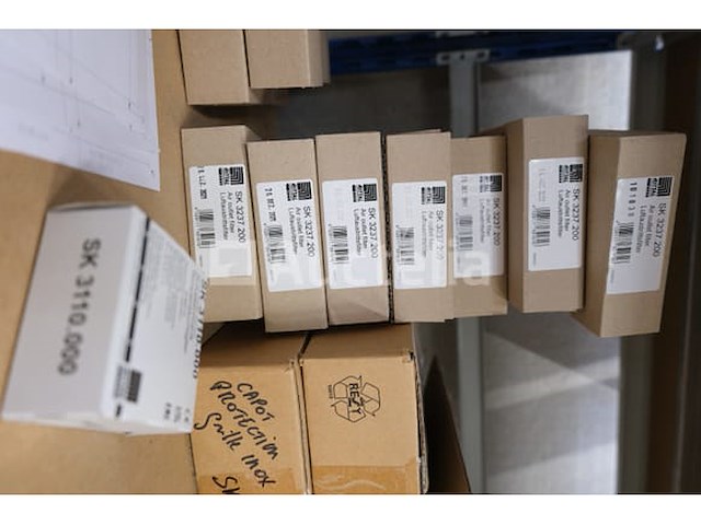 Diverse elektrische apparatuur set - afbeelding 22 van  25