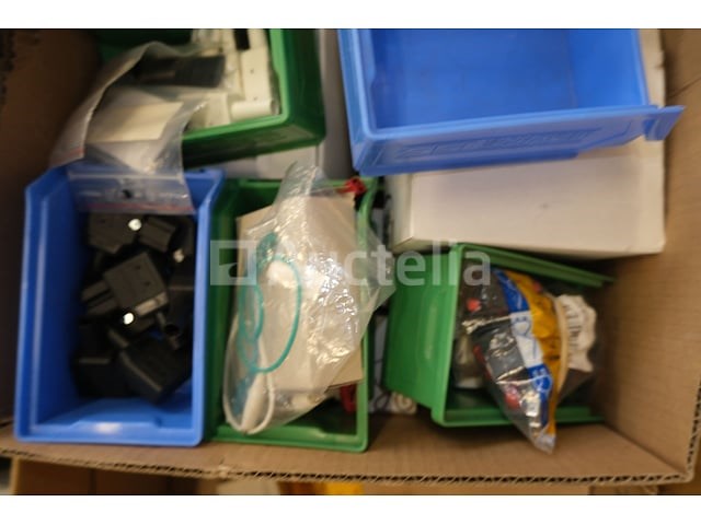 Diverse elektrische apparatuur set - afbeelding 5 van  36