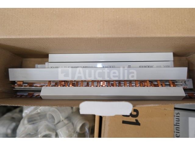 Diverse elektrische apparatuur set - afbeelding 17 van  36