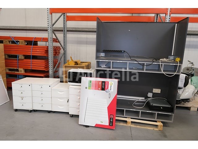 Diverse elektrische apparatuur set - afbeelding 25 van  36