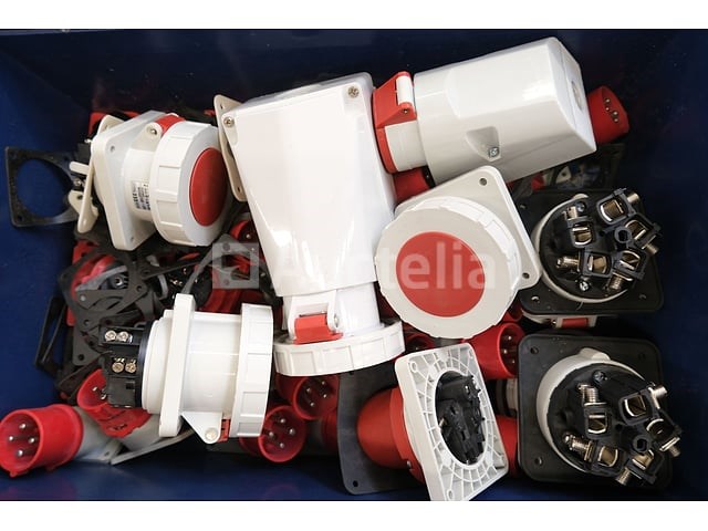 Diverse elektrische apparatuur set - afbeelding 3 van  11