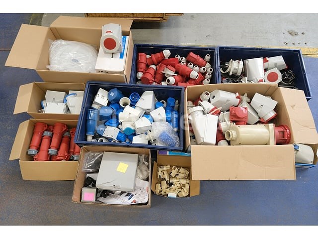 Diverse elektrische apparatuur set - afbeelding 6 van  11