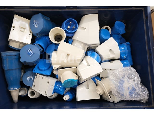 Diverse elektrische apparatuur set - afbeelding 7 van  11