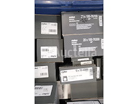 Diverse elektrische apparatuur set