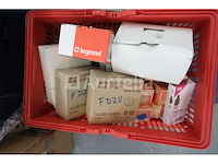 Diverse elektrische apparatuur set - afbeelding 12 van  17