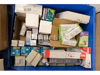 Diverse elektrische apparatuur set