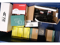 Diverse elektrische apparatuur set - afbeelding 4 van  22