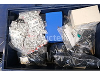 Diverse elektrische apparatuur set - afbeelding 19 van  22