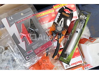 Diverse elektrische apparatuur set - afbeelding 22 van  23