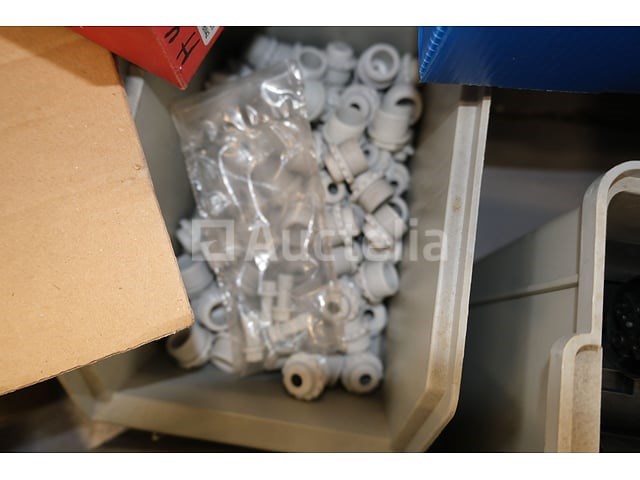 Diverse elektrische apparatuur set - afbeelding 5 van  18