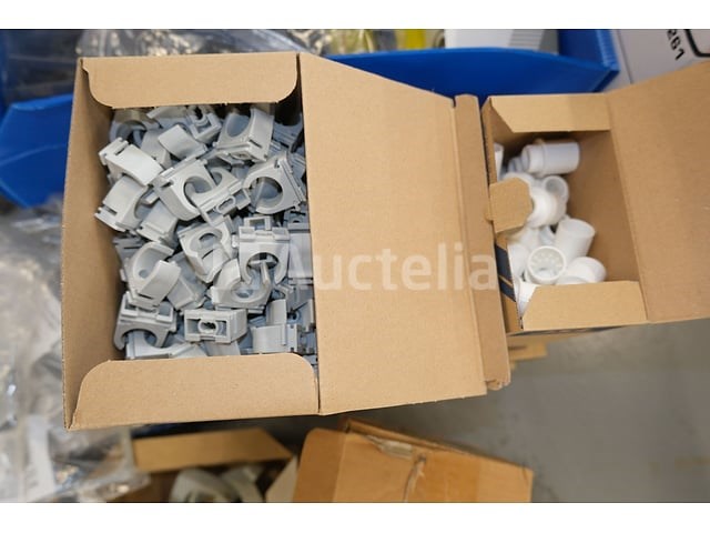 Diverse elektrische apparatuur set - afbeelding 9 van  18