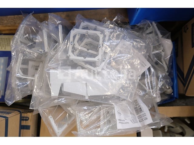 Diverse elektrische apparatuur set - afbeelding 11 van  18