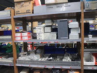 Diverse elektrische installatiematerialen niko, obo bettermann, diverse elektrische componenten en installatiematerialen - afbeelding 7 van  7
