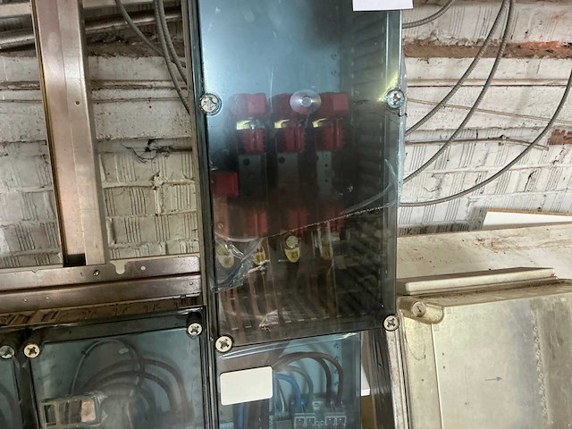 Diverse elektrische verdeelkasten - afbeelding 5 van  6