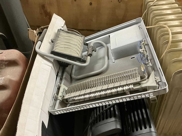 Diverse elektrische verwarming (5x) - afbeelding 3 van  5
