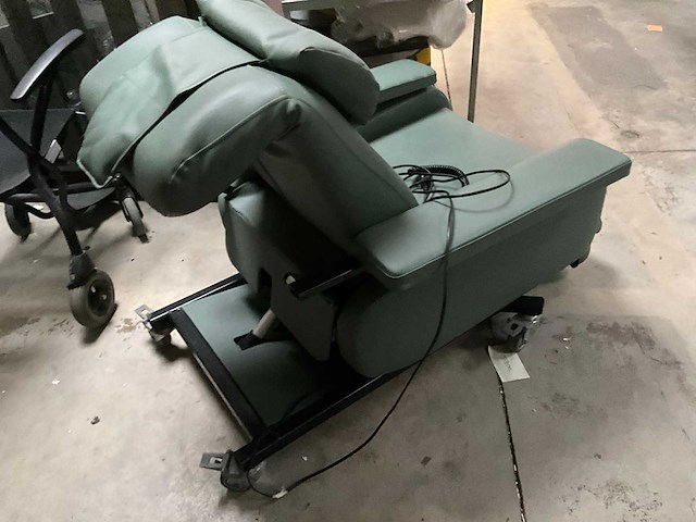 Diverse elektrische ziekenhuiszetels (5x) - afbeelding 3 van  18