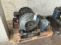 Diverse elektromotoren (2x) - afbeelding 1 van  4