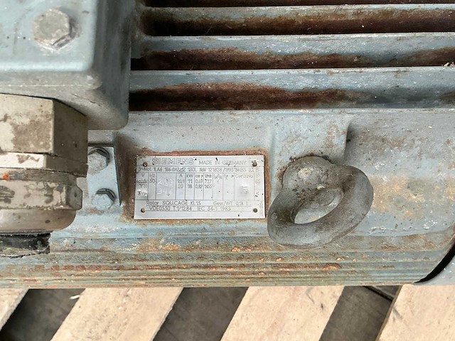Diverse elektromotoren (2x) - afbeelding 3 van  5