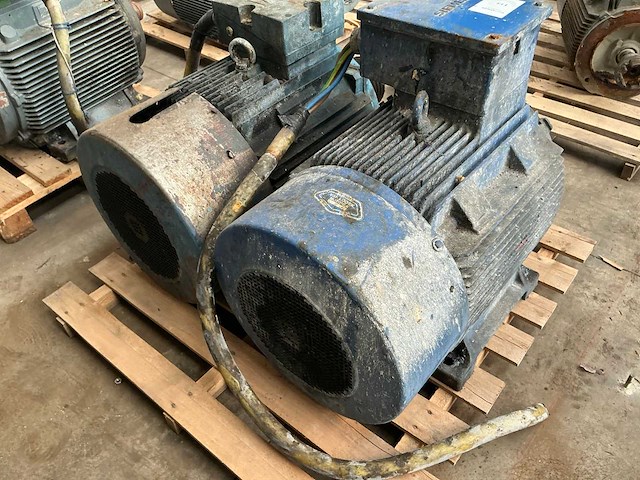 Diverse elektromotoren (2x) - afbeelding 5 van  5