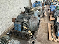 Diverse elektromotoren (3x) - afbeelding 2 van  6