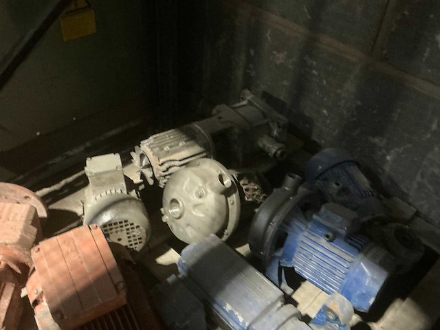 Diverse elektromotoren (8x) - afbeelding 7 van  7
