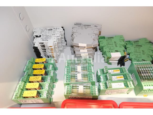 Diverse elektronische modules en connectoren - afbeelding 6 van  20