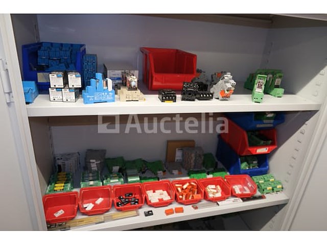 Diverse elektronische modules en connectoren - afbeelding 16 van  20