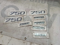 Diverse emblemen/plaatjes volvo (8x)