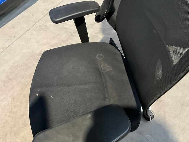 Diverse ergonomische bureaustoelen (4x) - afbeelding 7 van  8