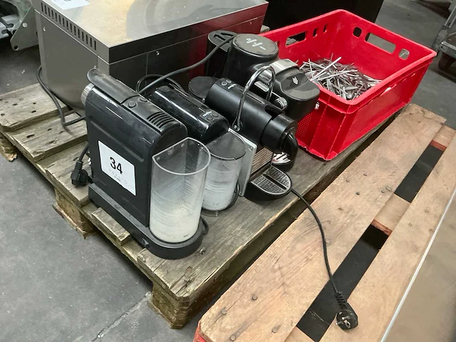 Diverse espressomachines (4x) - afbeelding 1 van  3