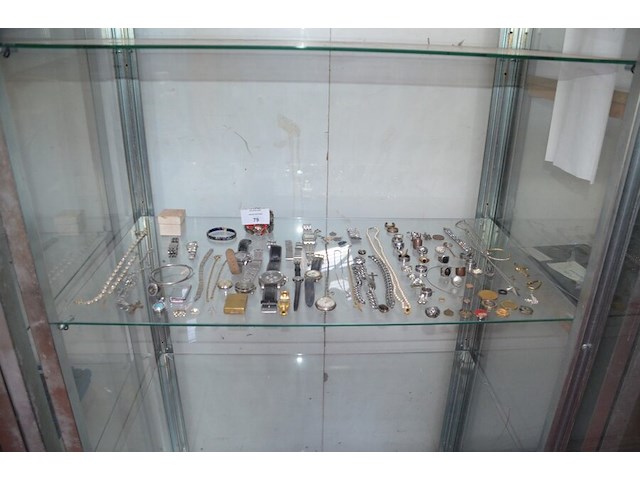 Diverse fantasiejuwelen en polshorloges - afbeelding 3 van  18