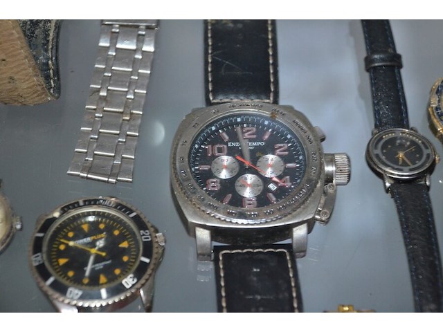 Diverse fantasiejuwelen en polshorloges - afbeelding 10 van  18