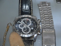 Diverse fantasiejuwelen en polshorloges - afbeelding 13 van  18