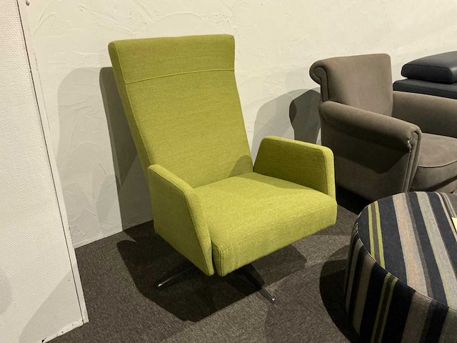 Diverse fauteuils (2x)+ hockerbank - afbeelding 2 van  3