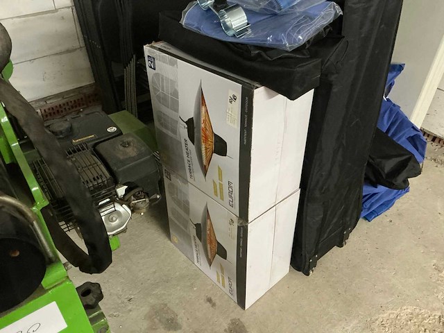 Diverse feestmaterialen - afbeelding 2 van  7