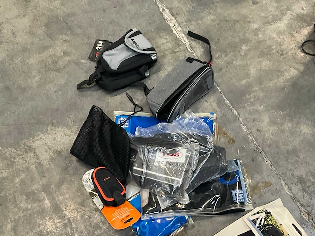 Diverse fietsaccessoires - afbeelding 6 van  17