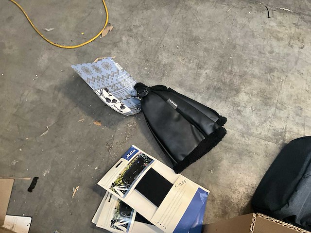 Diverse fietsaccessoires - afbeelding 12 van  17