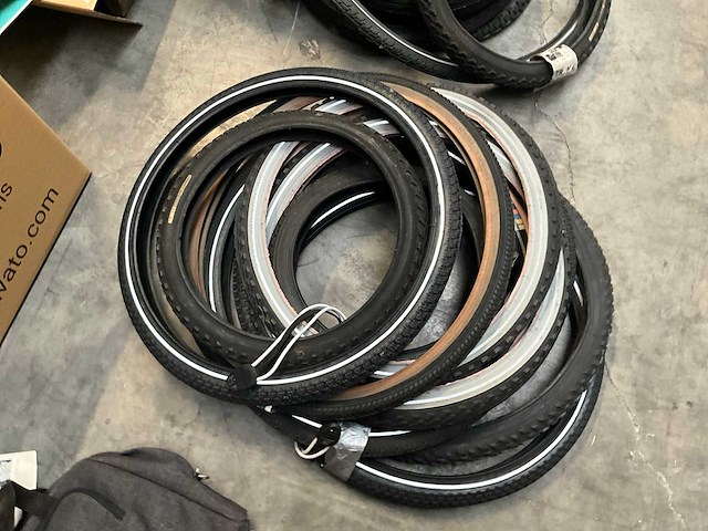 Diverse fietsaccessoires - afbeelding 15 van  17