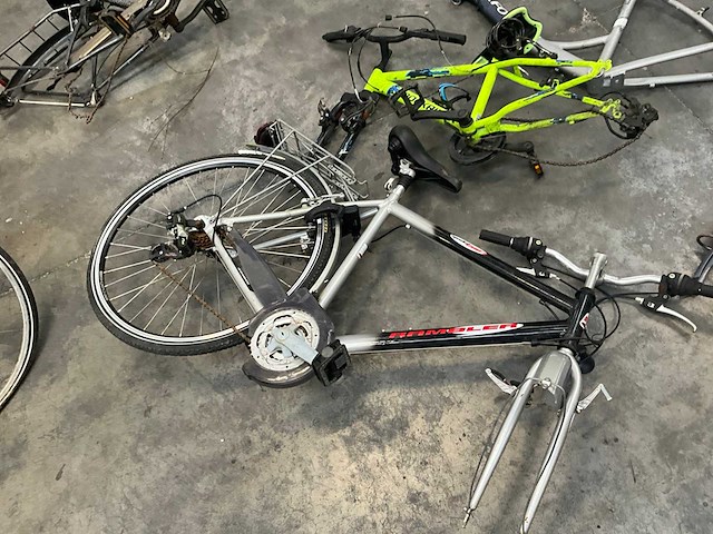 Diverse fietsen (13x) - afbeelding 12 van  14
