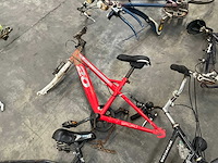 Diverse fietsen (13x) - afbeelding 10 van  14