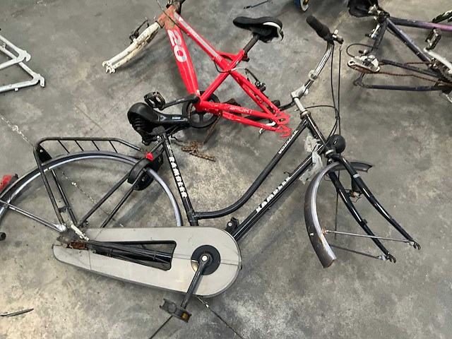 Diverse fietsen (13x) - afbeelding 11 van  14