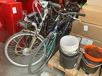 Diverse fietsen (4x) - afbeelding 2 van  5