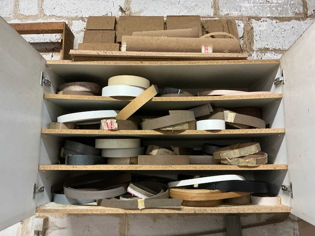 Diverse fineer en kantbanden - afbeelding 12 van  15