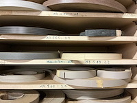 Diverse fineer en kantbanden - afbeelding 14 van  15