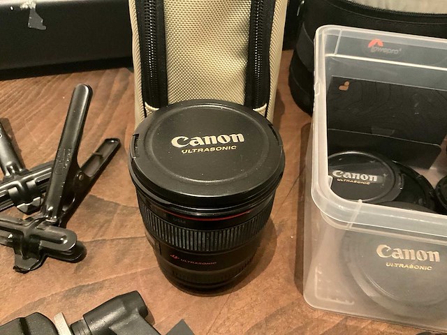 Diverse fotocamera accessoires - afbeelding 15 van  18