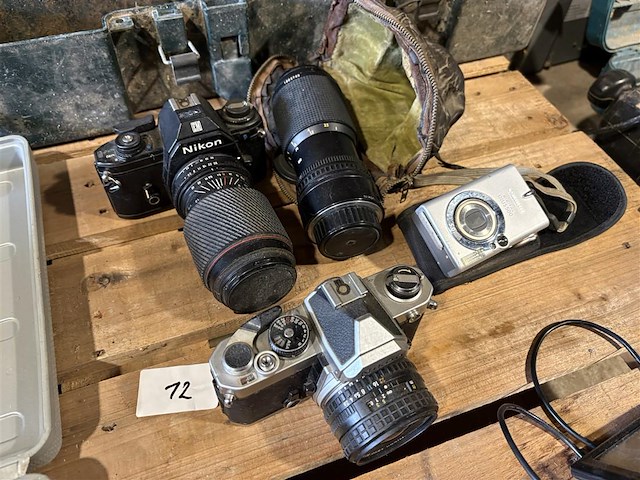 Diverse fototoestellen - afbeelding 1 van  3