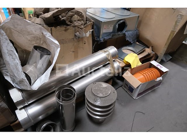 Diverse fumistery-apparatuur - afbeelding 1 van  9