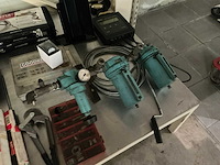 Diverse garage benodigdheden - afbeelding 1 van  2