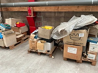 Diverse garage toebehoren - afbeelding 1 van  9