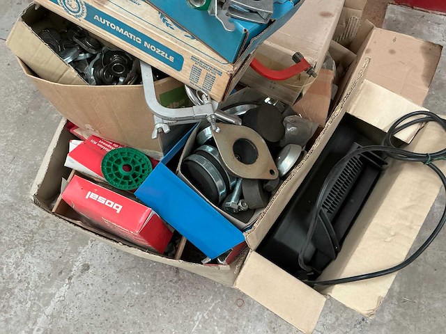 Diverse garage toebehoren - afbeelding 8 van  9
